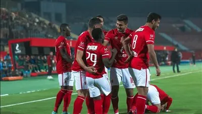 عاجل.. عملاق خليجي يخطف صخرة الأهلي