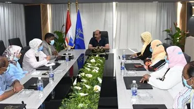 محافظ أسوان يوجه بسرعة إرسال كشوف تجديد 156 مسكنا بـ5 قرى بنصر النوبة