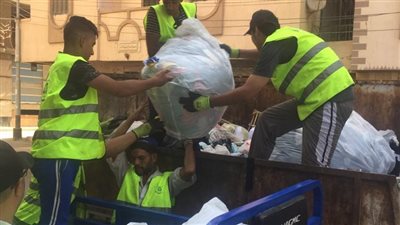 محافظ المنوفية يتابع تطبيق منظومة خدمات الجمع المنزلى بأحياء شرق وغرب شبين الكوم