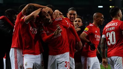 صراع إنجليزي للتعاقد مع نجم بنفيكا