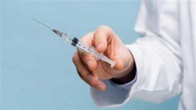 أستاذ مناعة يحذر من حقنة هتلر: تؤدي للوفاة (فيديو)