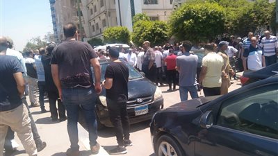  تشييع جثمان 