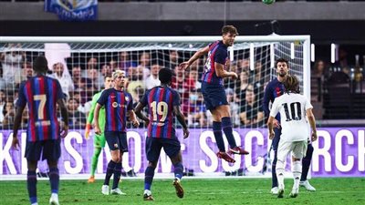 برشلونة يُخطط لضم سابع صفقاته الصيفية