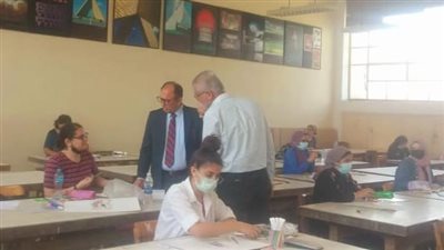  نائب رئيس جامعة حلوان يتفقد اختبارت القدرات بكليات التربية الرياضية