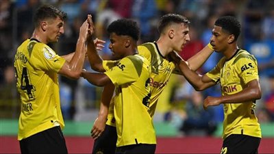 موعد وتوقيت مباراة بوروسيا دورتموند الأولى في الدوري الألماني والقنوات الناقلة لها