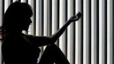 المقص دخل في صدره.. اعترافات مثيرة للمتهمة بالشروع في قتل زوجها بالوراق