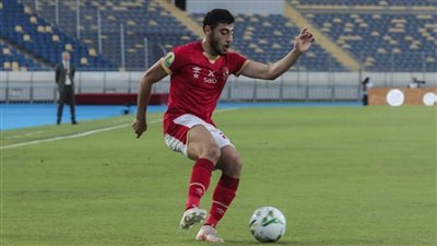 مفاجأة كُبرى بشأن مشاركة أكرم توفيق في مباريات الأهلي القادمة