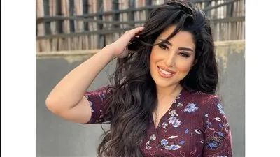 آيتن عامر تتصدر التريند بعد أنباء انفصالها وتتجاهل الرد 