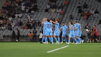موعد مباراة طرابزون ضد جالطة سراي في الدوري التركي بمشاركة تريزيجيه