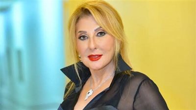 بإطلالة شبابية.. نادية الجندي تتألق في أحدث ظهور لها 