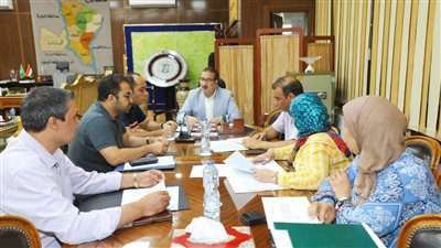 محافظ المنوفية يناقش الخطة الاستثمارية للعام المالى الجديد