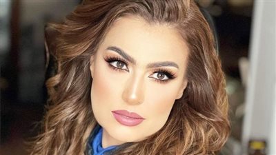 سيمون تحيي الذكرى الأولى للفنانة دلال عبد العزيز 