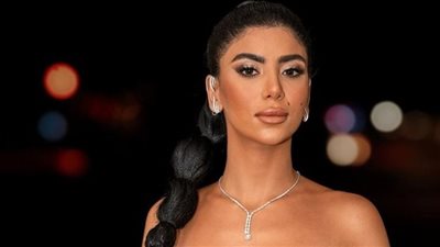 بإطلالة صيفية.. كارولين عزمي تخطف القلوب في أحدث ظهور لها 