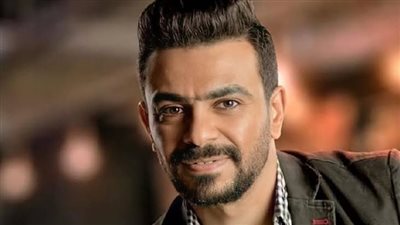 كريم الحسينى ينضم لمسرحية فندق الأحلام 