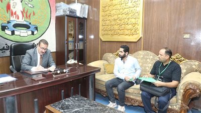 محافظ المنوفية يفحص شكاوى المواطنين ويوجه بإجراءات عاجلة لحلها