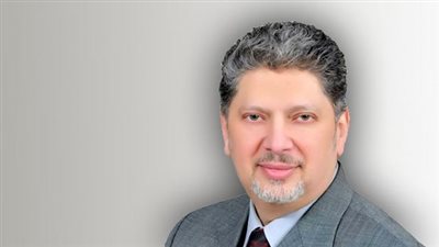 مستشهدًا بـ أفيه عادل إمام.. علاء بسيوني يوجه رسالة هامة لطلاب الثانوية 