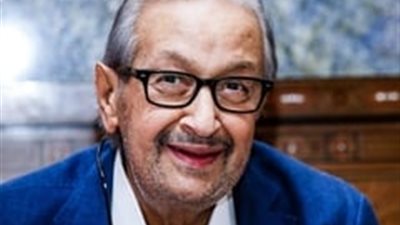 في ذكرى وفاته.. تعرف على الفيلم الذي كاد أن يمنع نور الشريف من التمثيل 