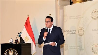 الشعبة الأدبية.. إليك الآن الحد الأدنى للقبول في تنسيق المرحلة الثانية 2022 بالدرجات