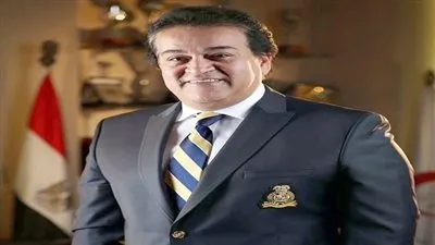 من هو خالد عبدالغفار وزير الصحة الجديد؟