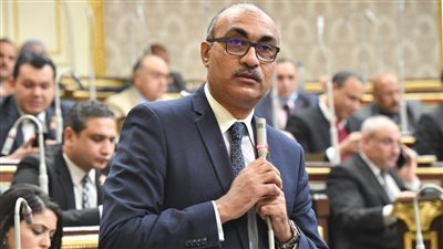 «انصف شركة الكوك».. برلماني يوجه رساله هامة لوزير قطاع الأعمال الجديد