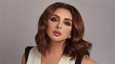 بإطلالة جذابة.. أنغام تثير إعجاب متابعيها بأحدث صورة لها
