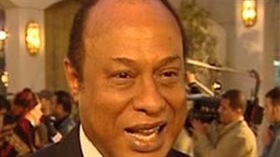 أبرزها غنائه 