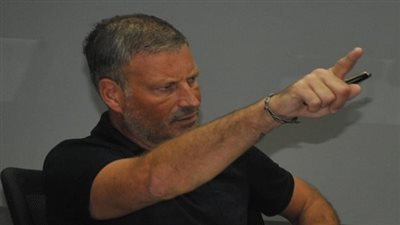 كلاتنبيرج يتخذ قرارا جديدا تجاه الحكام في الموسم الجديد