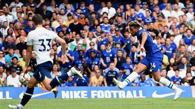 بالفيديو.. توتنهام يتعادل وجيمس يرد سريعًا ويتقدم لتشيلسي في الدوري الإنجليزي
