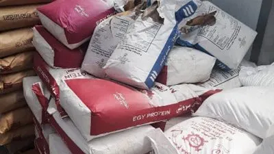 ضبط طن لبن بودرة مجهول المصدر خلال حملات تفتيشية لضبط الأسواق 