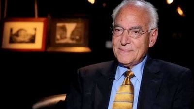 أول تعليق لفاروق الباز على إطلاق اسمه على أحد الكويكبات