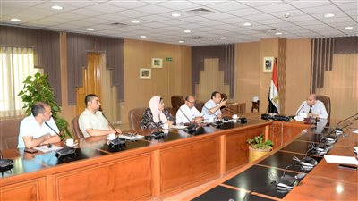 تفاصيل اجتماع لدراسة المعوقات التي تعرقل تحقيق الاكتفاء الذاتي في جامعة المنصورة