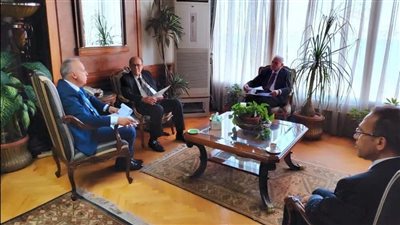 وزير الري يناقش أوجه التعاون بين الوزارة والمجلس العربي للمياه