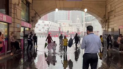 بعد موجة الحر.. الفيضانات تجتاح العاصمة البريطانية لندن