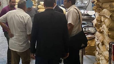 ضبط مصنع لتصنيع غراء الأخشاب من مخلفات جلود الحيوانات بالقليوبية