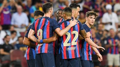 فريق مفاجئ في الليجا يطلب ضم نجم برشلونة