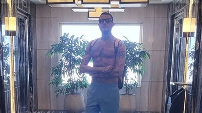 بإطلالة غريبة.. أحمد الفيشاوي يثير الجدل في أحدث ظهور له