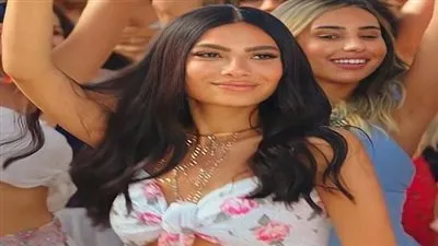 بإطلالة شبابية.. هدي المفتي تخطف الأنظار في أحدث ظهور لها