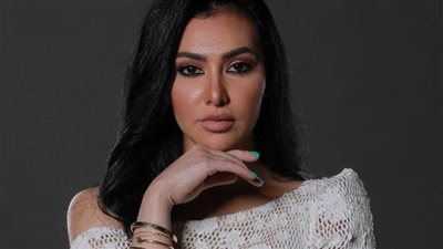 احتفالا بعيد ميلادها.. ميريهان حسين في وصلة رقص 