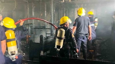 إصابة 3 أشخاص في حريق مصنع أقمشة بالعاشر من رمضان