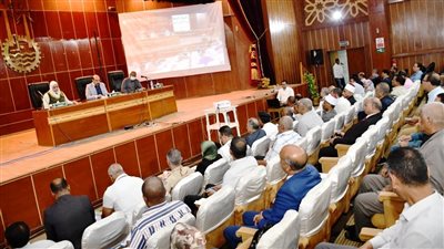 محافظ أسوان: زيادة اعتمادات خطة العام المالي الحالي بنسبة 33 % عن العام الماضي