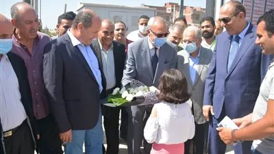 محافظ القليوبية يتفقد 20 مشروعا بمدينتي كفر شكر وقليوب