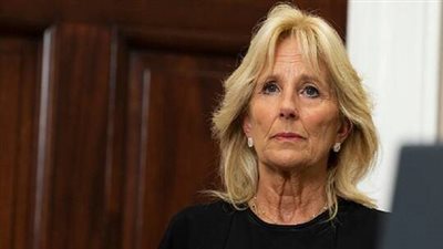 صانعة محتوى تكشف كواليس احتضان جيل بايدن لها بإحدى المدارس التكنولوجية 