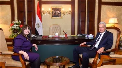 وزيرة الهجرة: علماء مصر بالخارج قادرون على الترويج للصناعات الدوائية