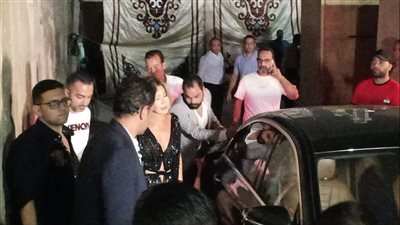 وصول نوال الزغبي القلعة والجمهور يستقبلها بطريقته الخاصة