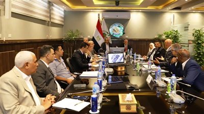 ننشر تفاصيل لقاء محافظ أسوان برئيس هيئة تنمية الصعيد بالقاهرة (صور)