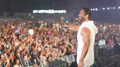 فانز تامر حسني يطالبه بطرح باقي أغنيات فيلم 