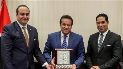 وزير الصحة يوجه بعمل «استبيان» للتعرف على رضاء المنتفعين بمستشفيات الرعاية الصحية