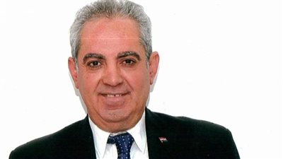 الأمير أباظة رئيس جمعية كتاب ونقاد السينما: فيلم 