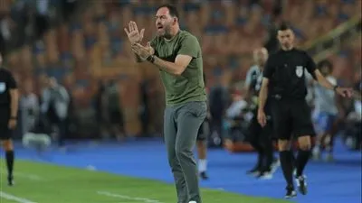 تطورات جديدة بشأن مفاوضات الأهلي مع المدرب الجديد