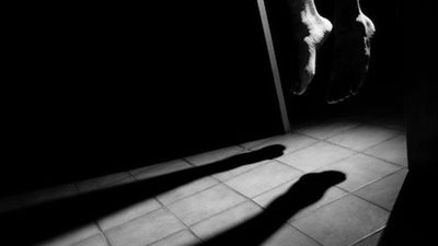 مديون بمبلغ 13 ألف جنيه.. مفاجآت جديدة في انتحار شاب داخل أحد المولات بكرداسة